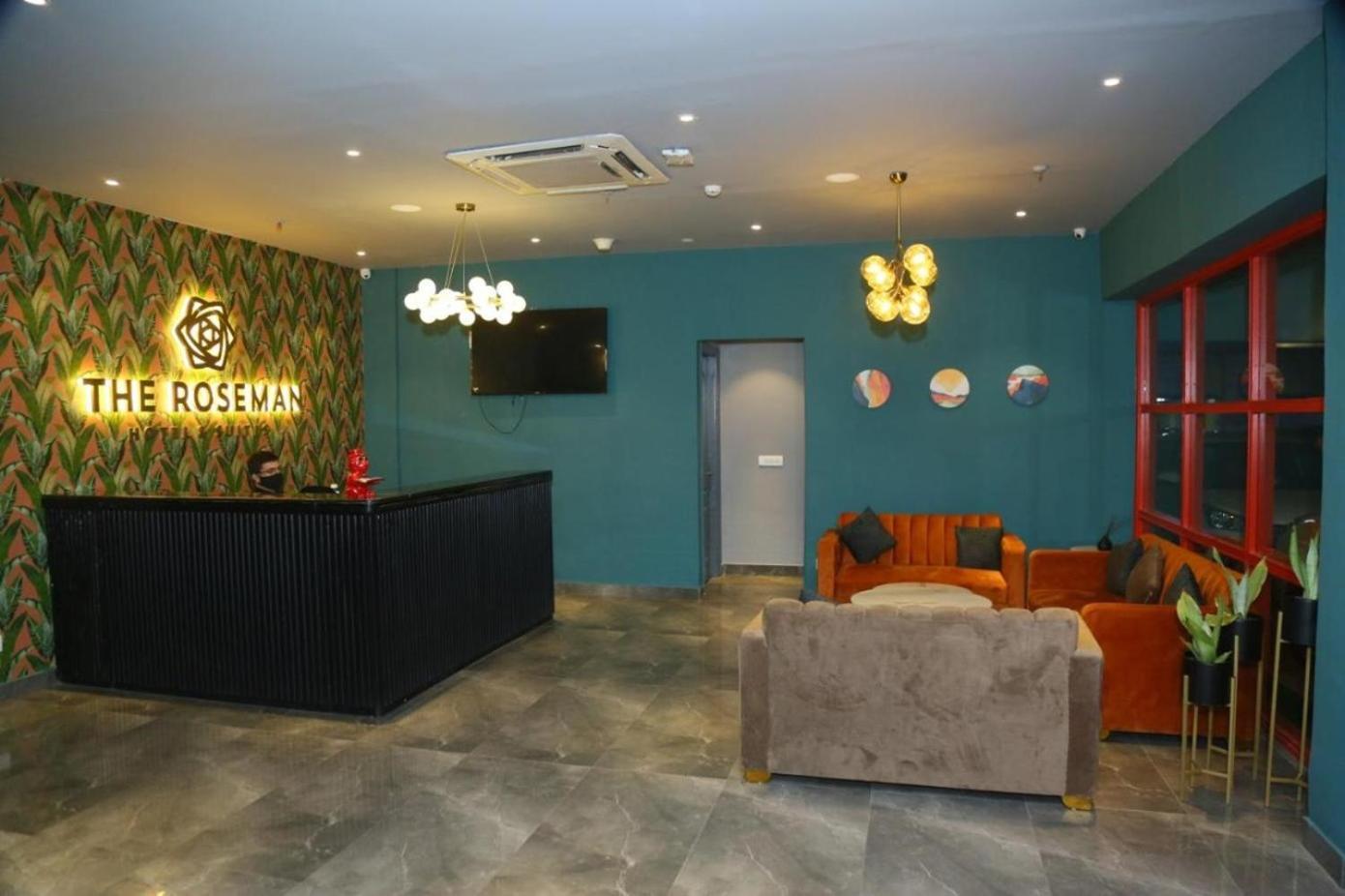 The Roseman Hotel & Suites Ghaziabád Exteriér fotografie