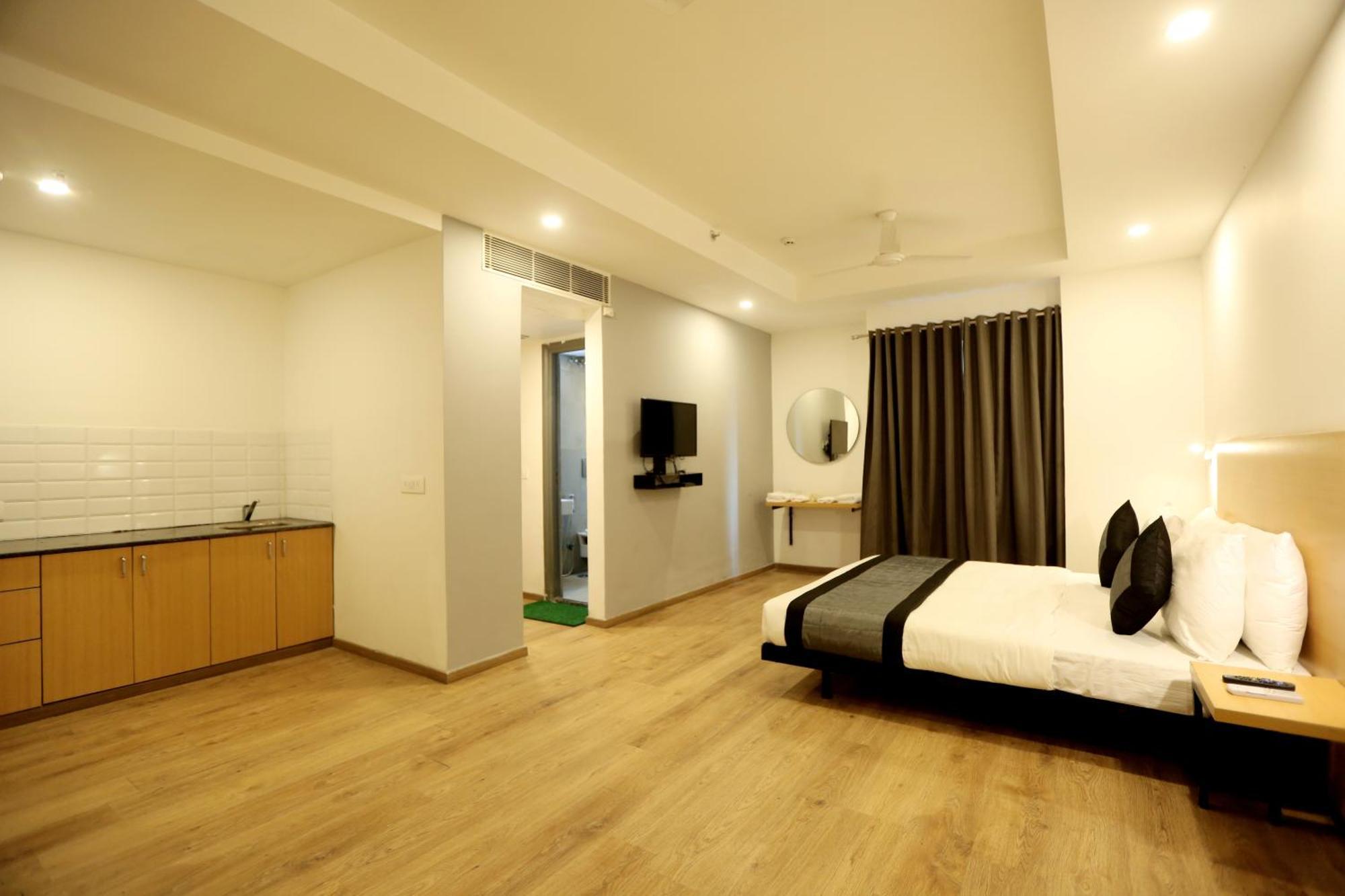 The Roseman Hotel & Suites Ghaziabád Exteriér fotografie
