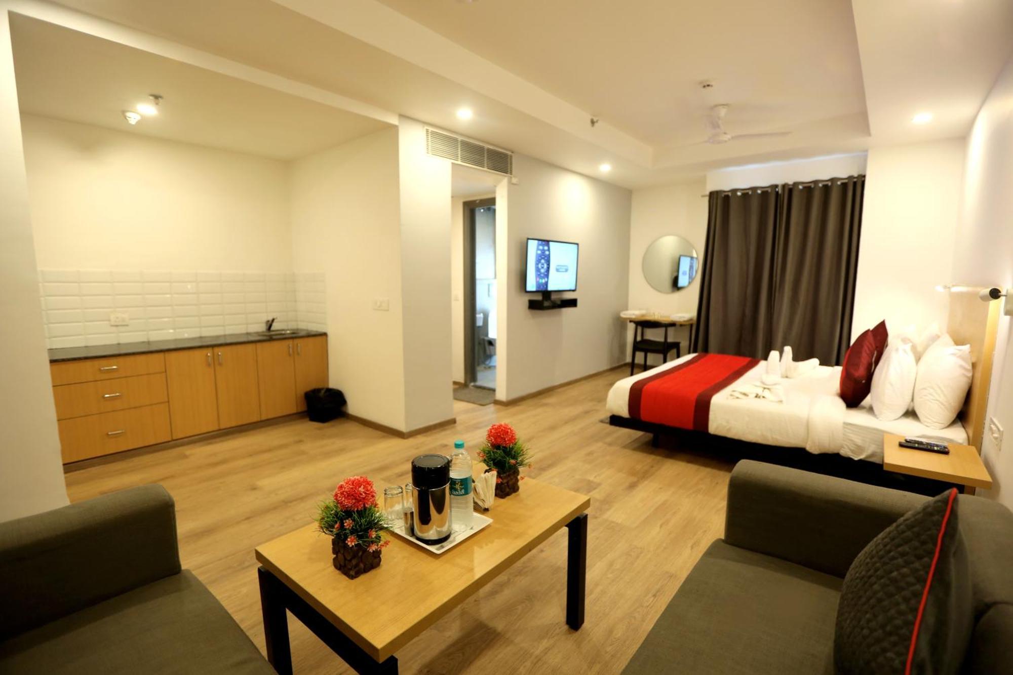 The Roseman Hotel & Suites Ghaziabád Exteriér fotografie