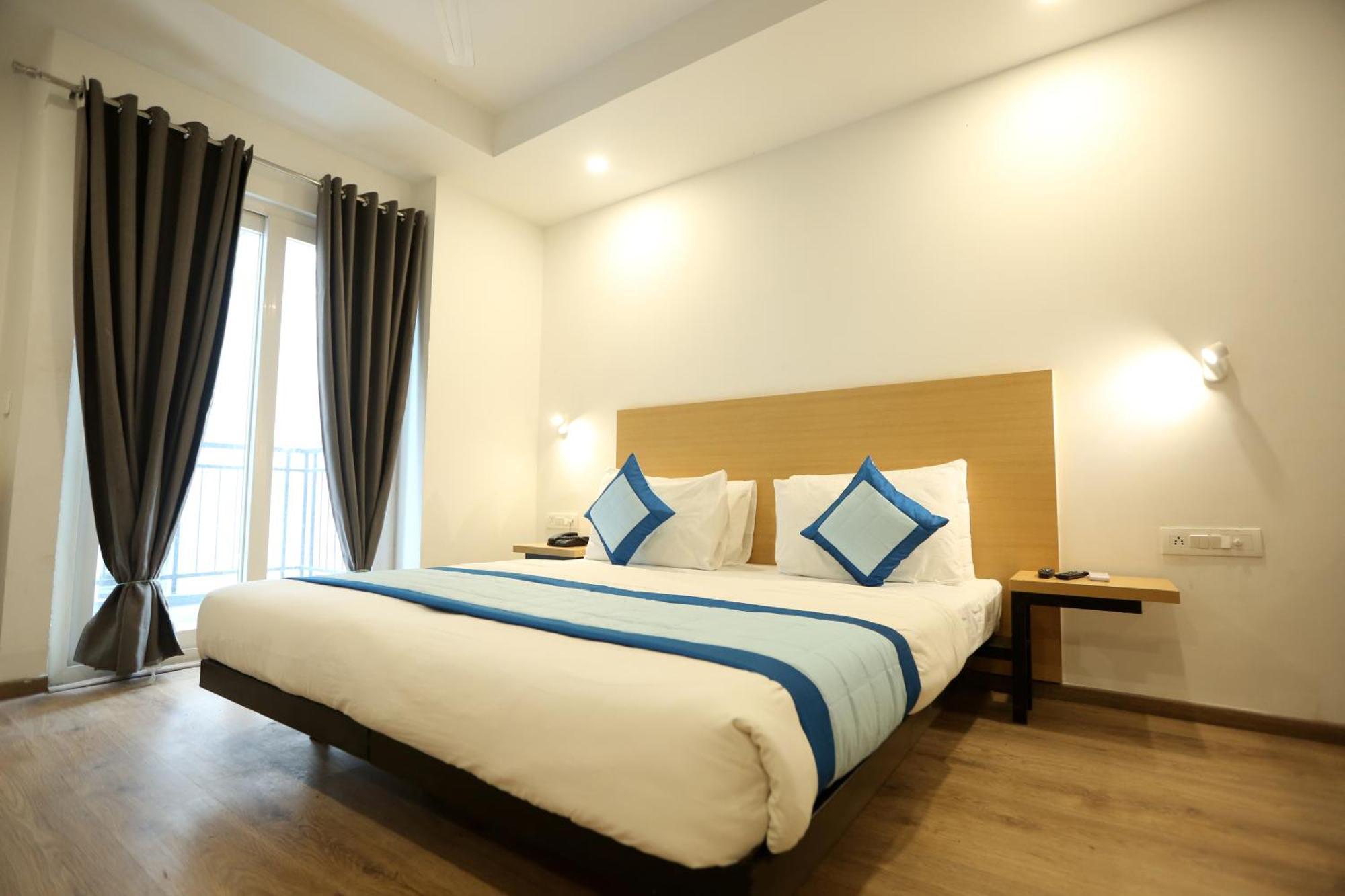 The Roseman Hotel & Suites Ghaziabád Exteriér fotografie